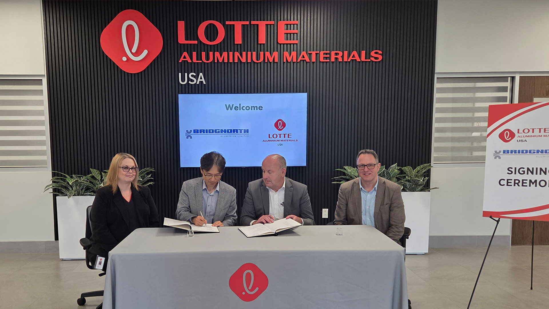 BAL Lotte signing web